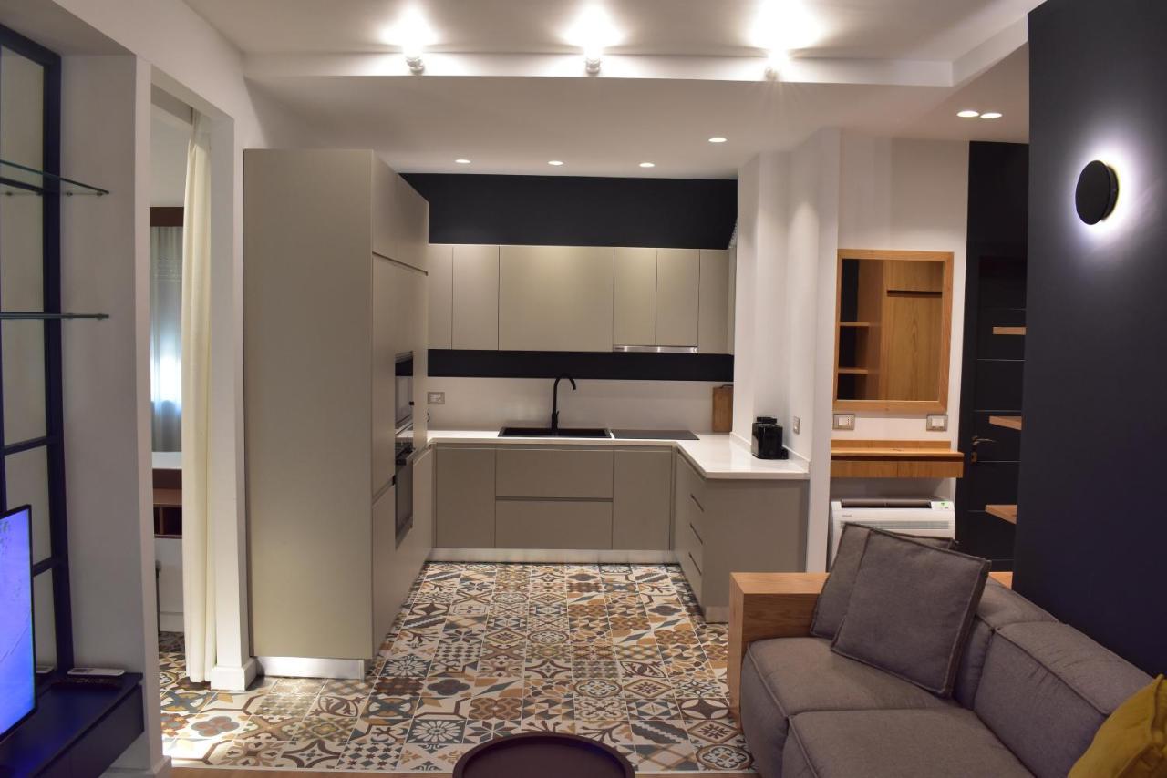 Tam Skanderbeg Square Mozart Center No5 Apartment Tirana
