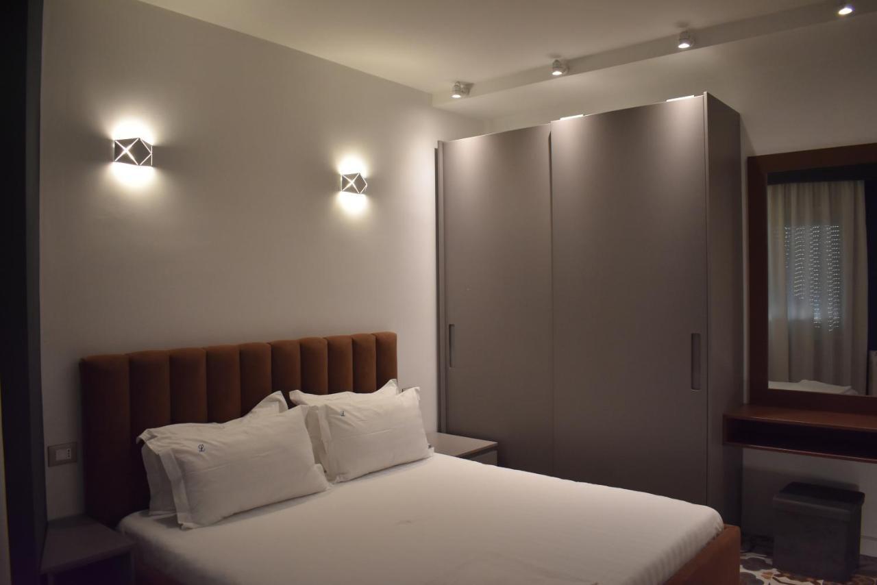 Tam Skanderbeg Square Mozart Center No5 Apartment *